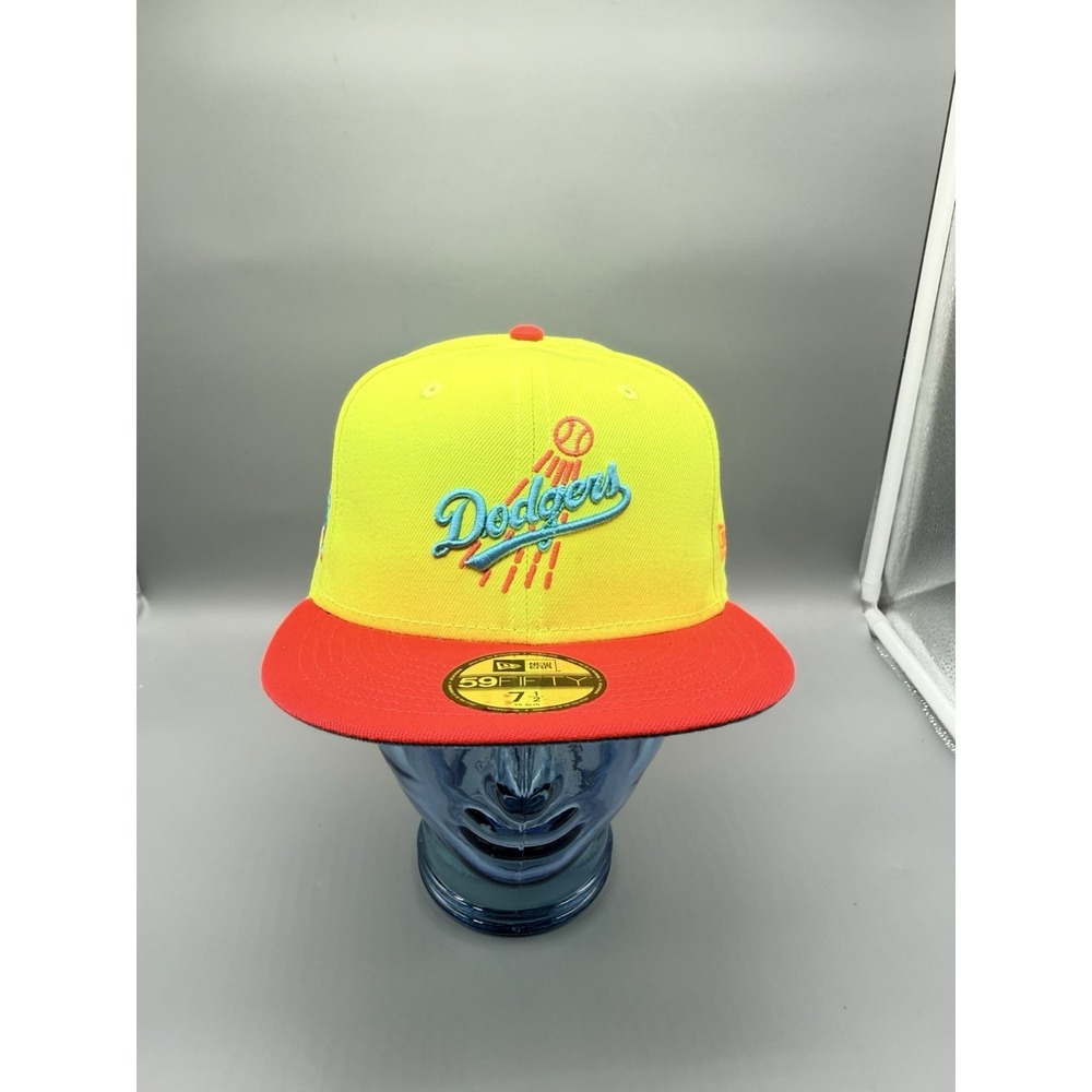 New Era 59FIFTY Los Angeles Dodgers Cyber 75th World Series 7 1/2 Fitted Hat Cap